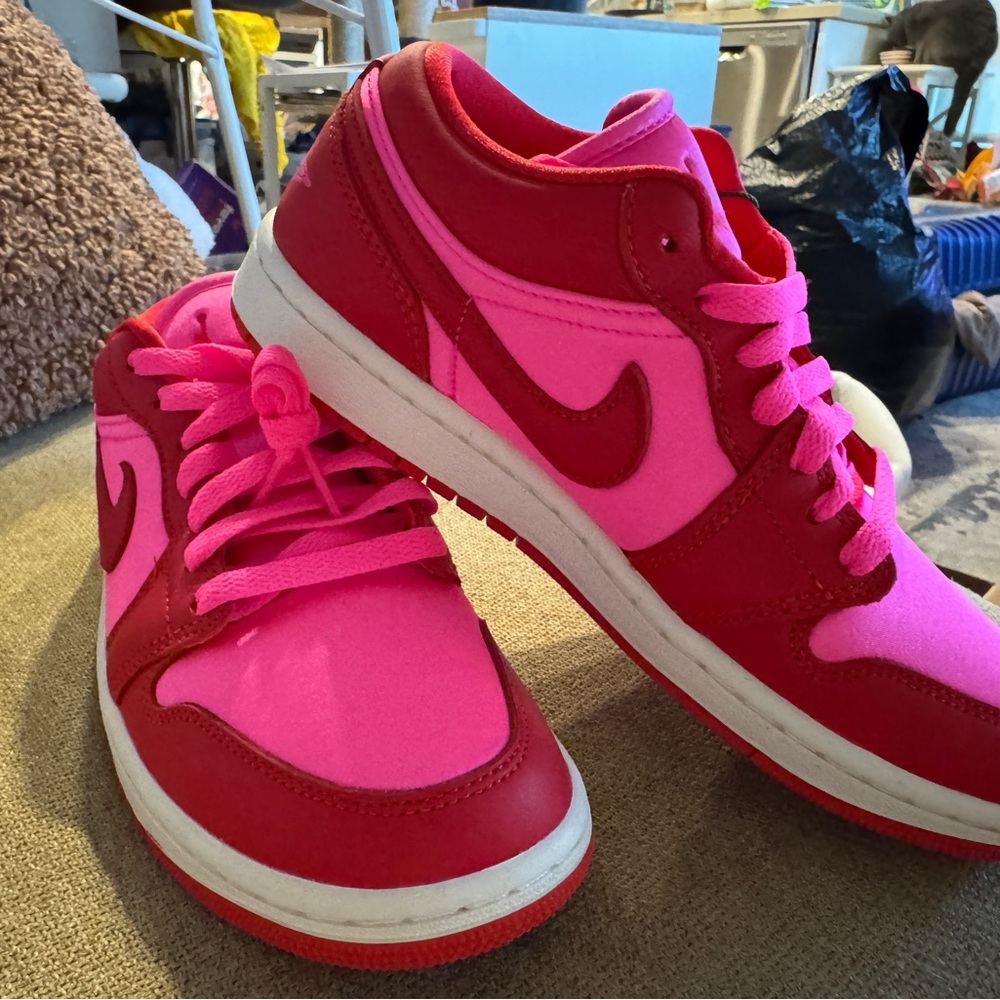 Jordan Women's Red and Pink Sneakers